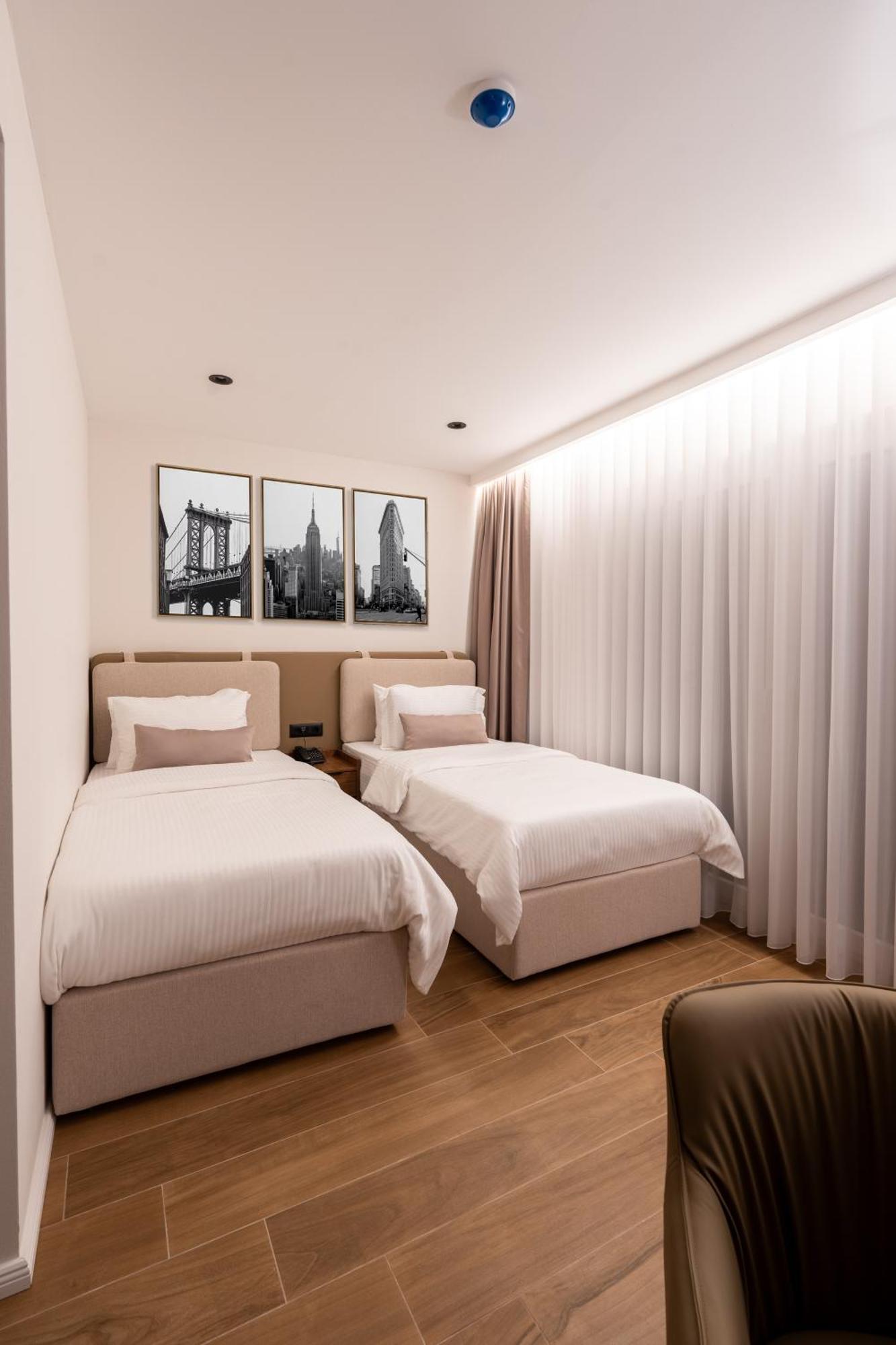 Ruby Hotel Prishtina بريشتاين المظهر الخارجي الصورة