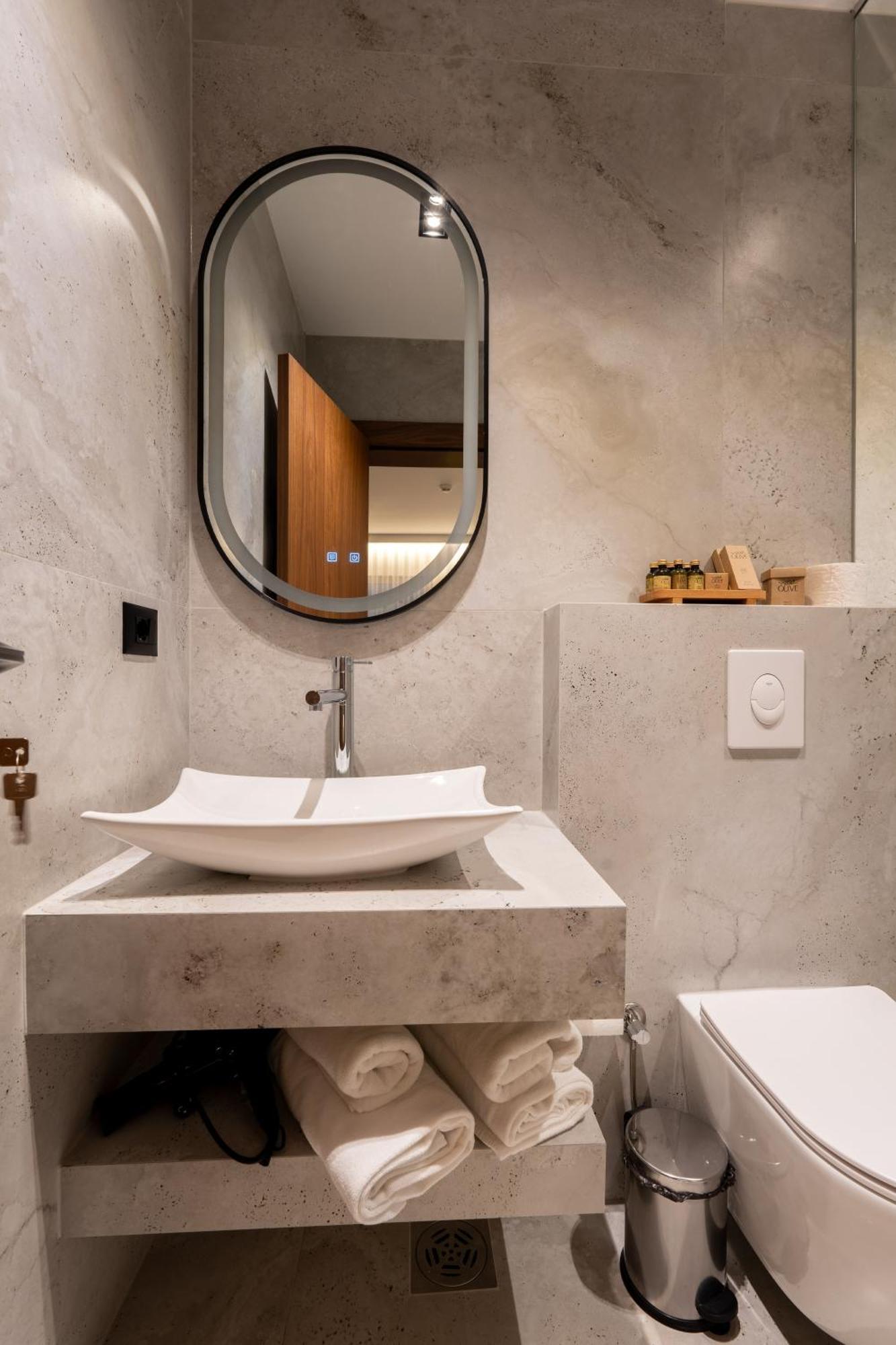 Ruby Hotel Prishtina بريشتاين المظهر الخارجي الصورة