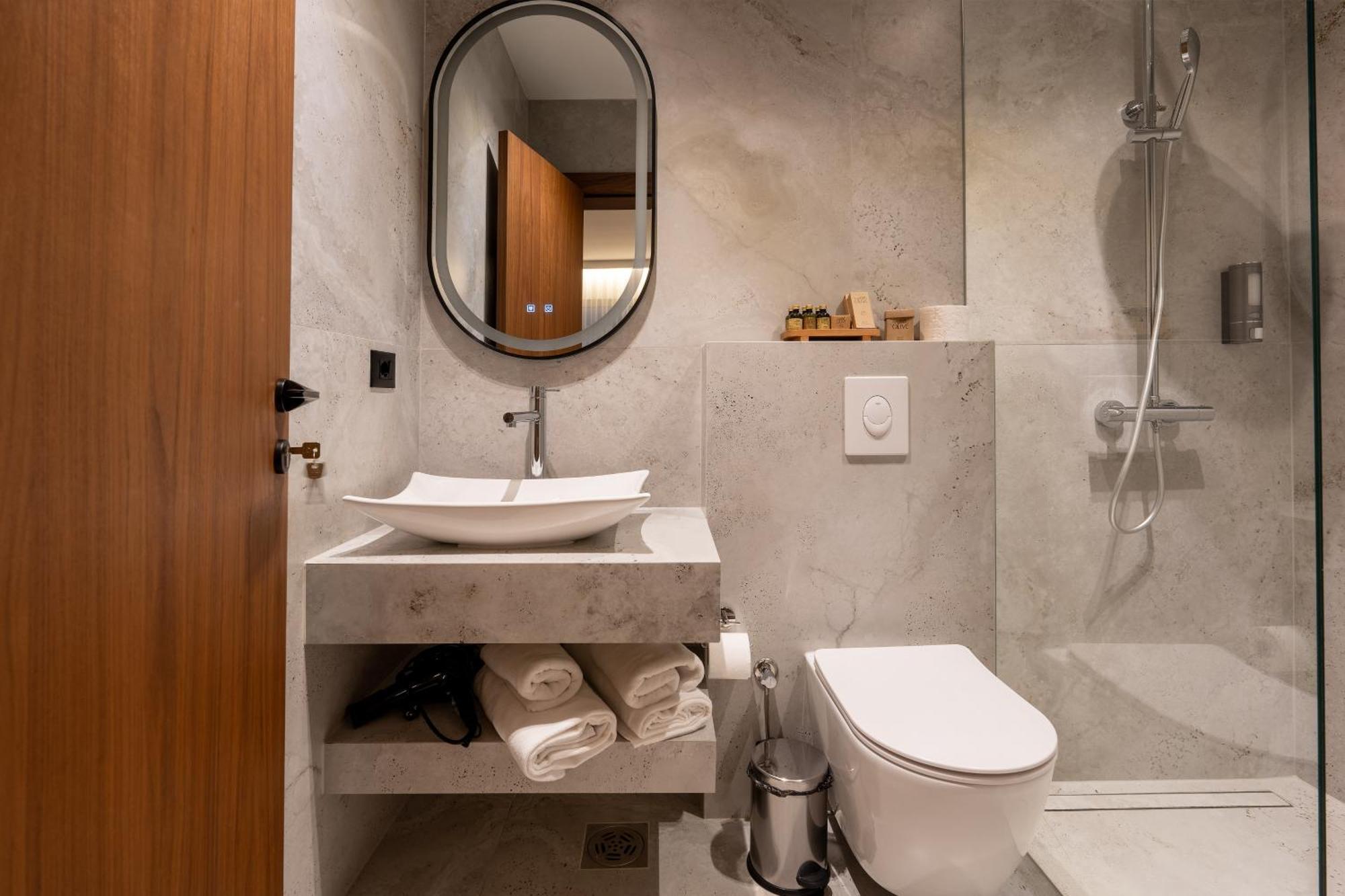 Ruby Hotel Prishtina بريشتاين المظهر الخارجي الصورة