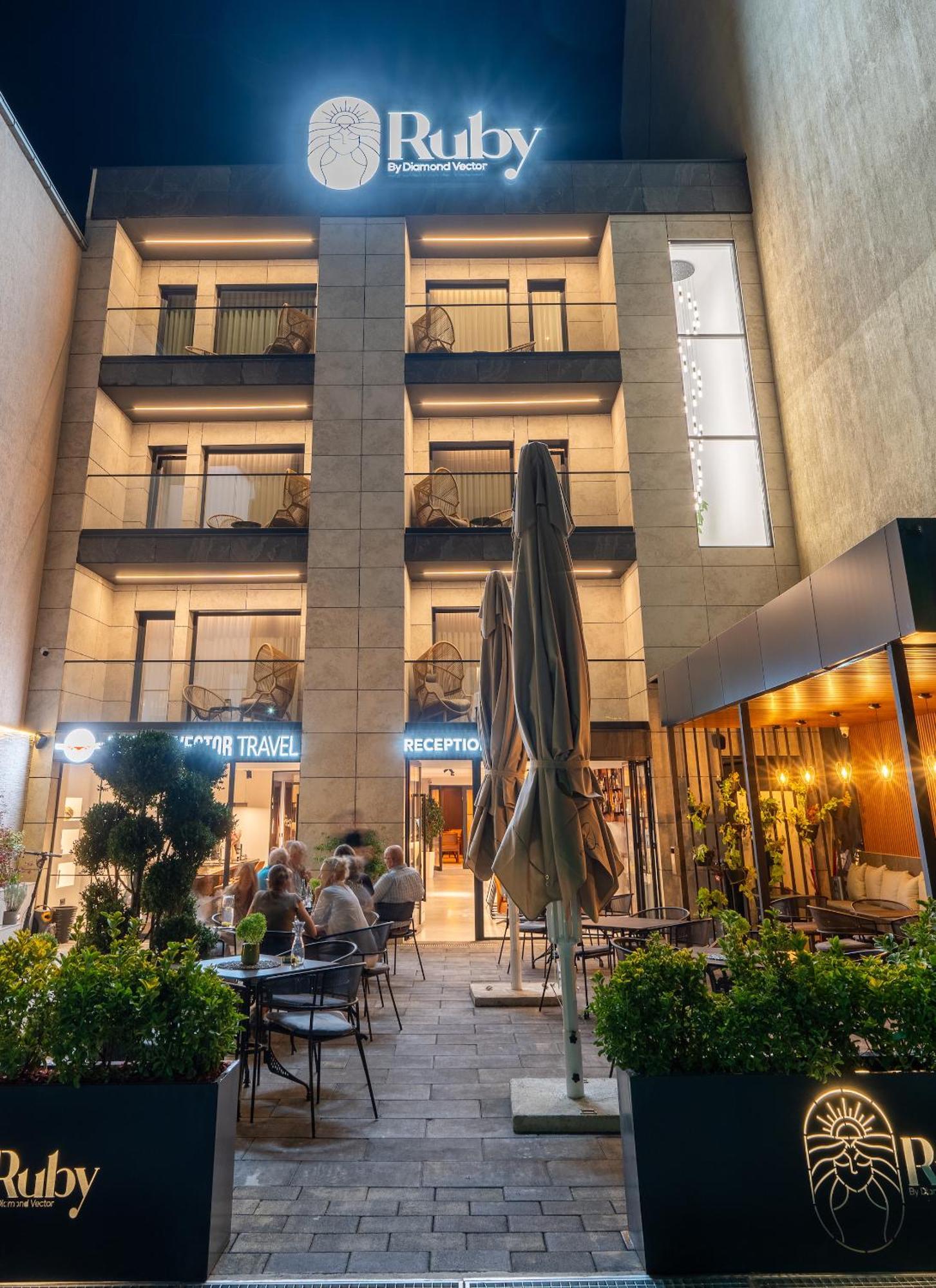 Ruby Hotel Prishtina بريشتاين المظهر الخارجي الصورة